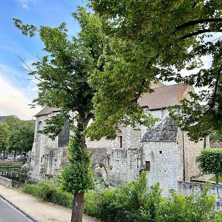Appartement Bords De L'Eure Charmant Studio Chartres Zewnętrze zdjęcie
