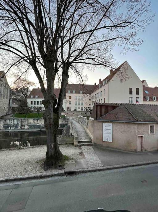 Appartement Bords De L'Eure Charmant Studio Chartres Zewnętrze zdjęcie